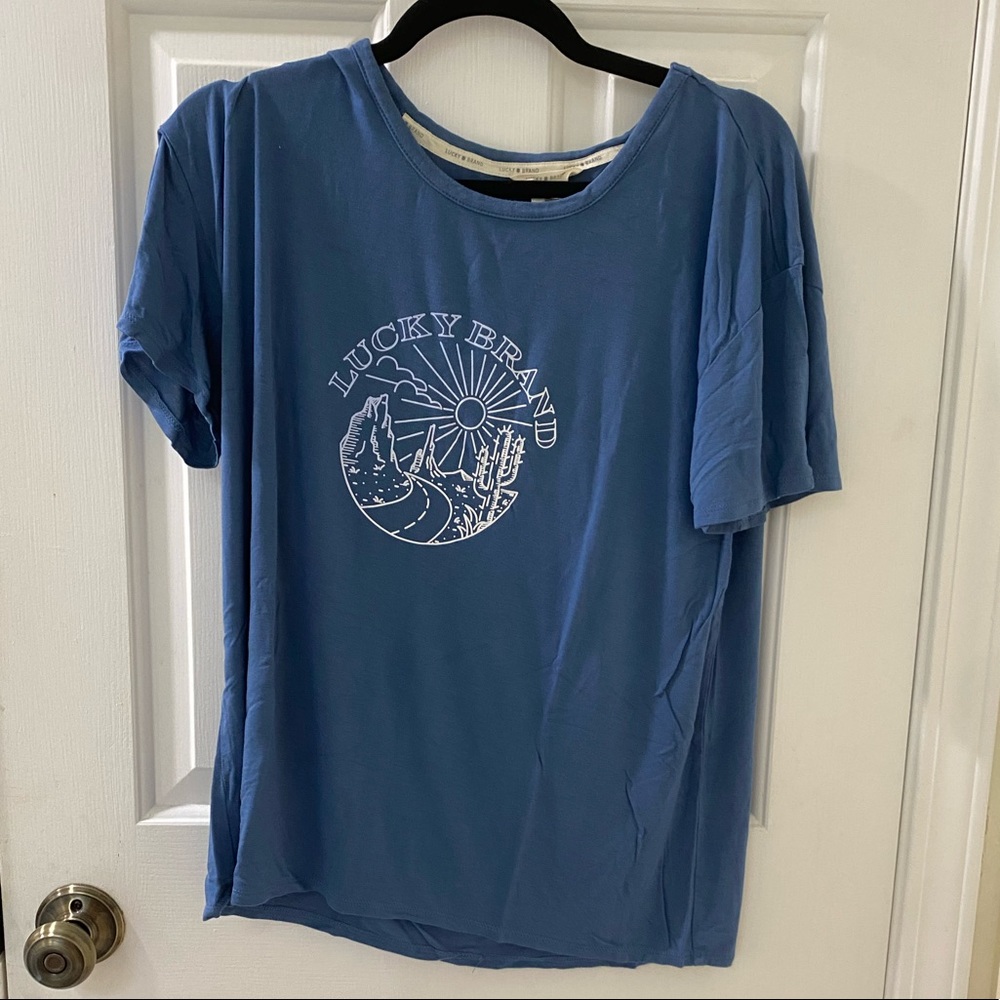 LUCKY BRAND BLUE LOGO GRAPHIC TEE